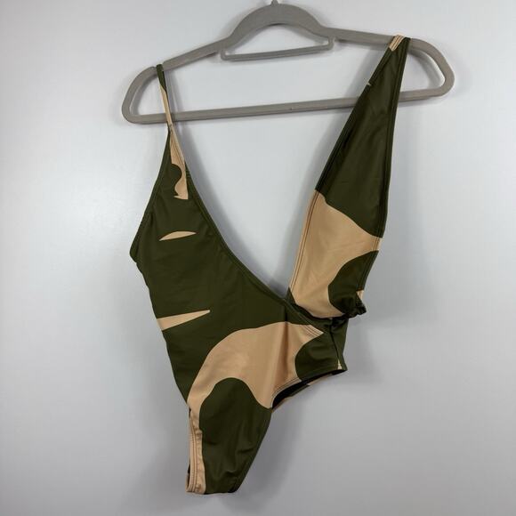 NWOT Green Camo Matte Collection Swimsuit & Cover Asymmetric Plunge Neckline Med - Picture 12 of 12